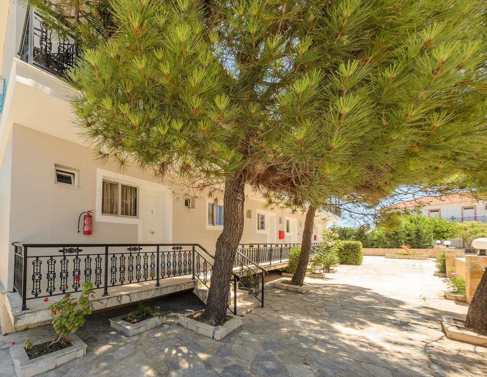 Karras Livin Apartment Laganas Exterior photo