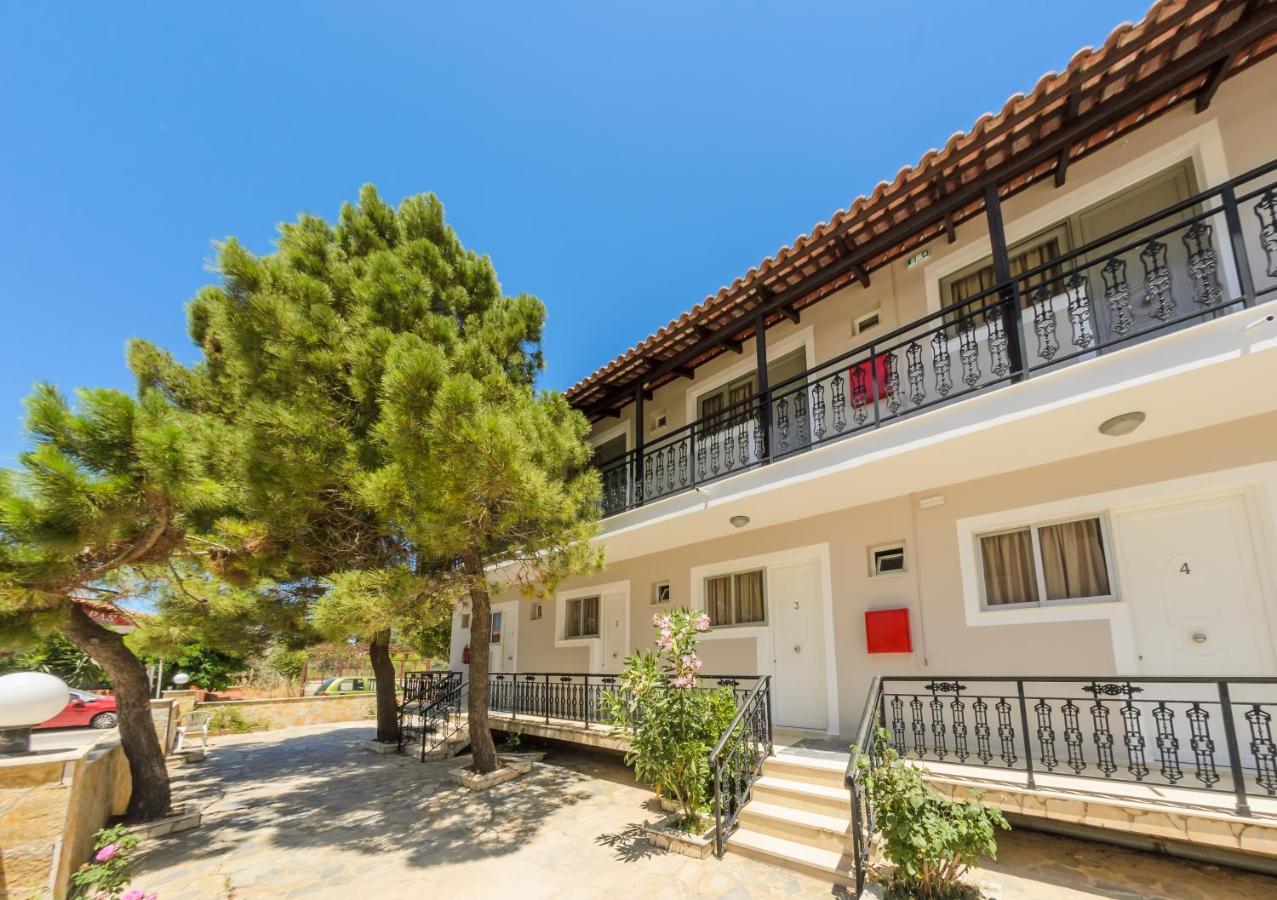 Karras Livin Apartment Laganas Exterior photo